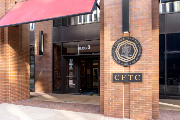 CFTC委员会建议加强对DeFi的理解和监管-第1张图片-欧意易易下载