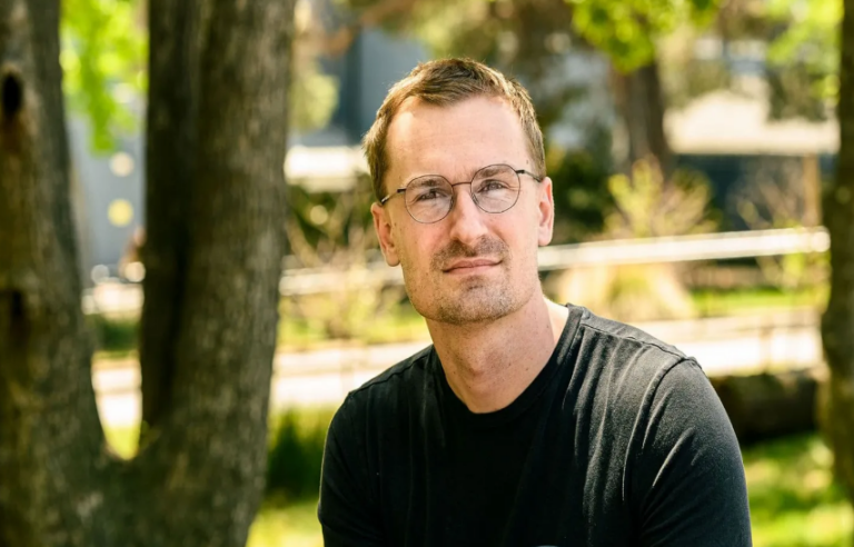 净资金流入赶超Solana、AI代理爆发式增长，Base季节要来了吗？-第8张图片-欧意易易下载