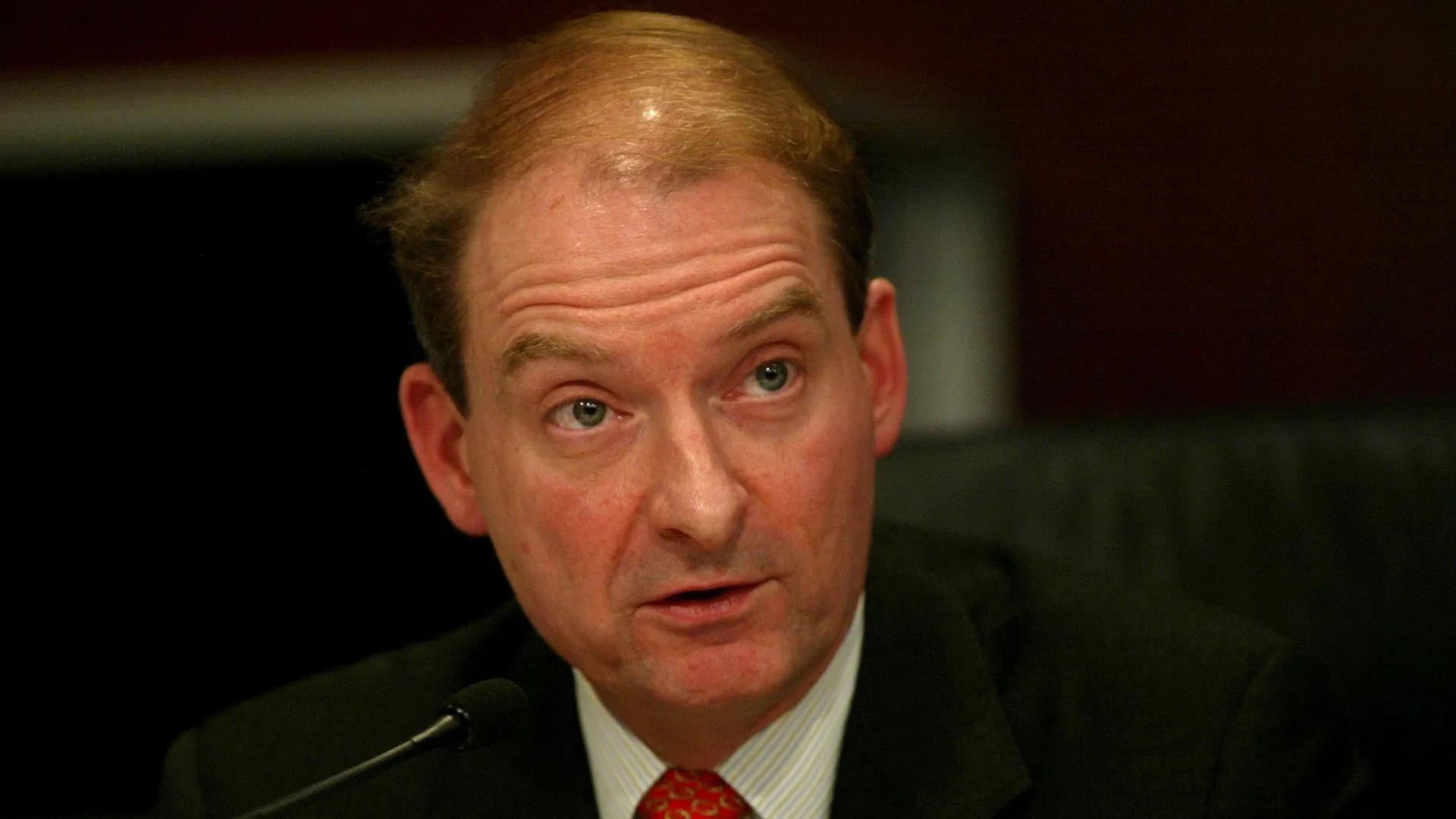 川普提名Paul Atkins任SEC主席，比特币突破10万美元，加密货币监管即将开启新的一页-第1张图片-欧意易易下载